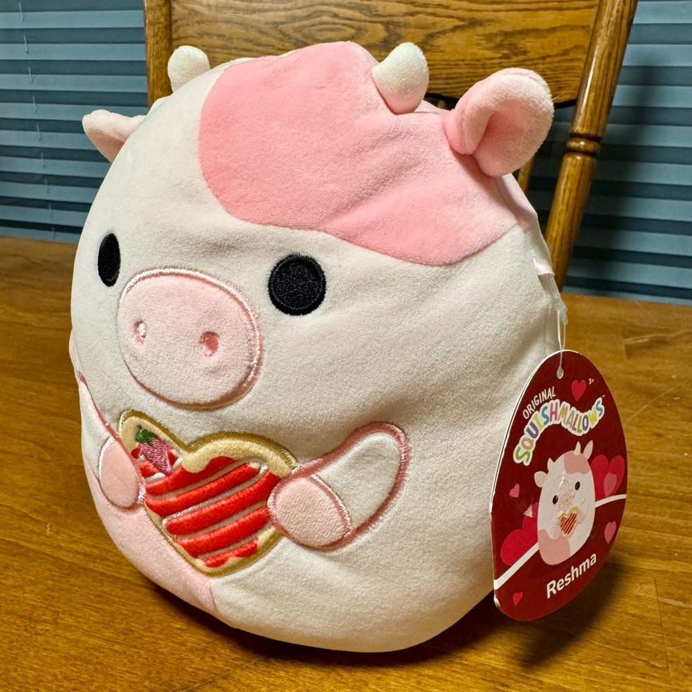 8” Valentines Reshma the Strawberry Cow Squishmallow